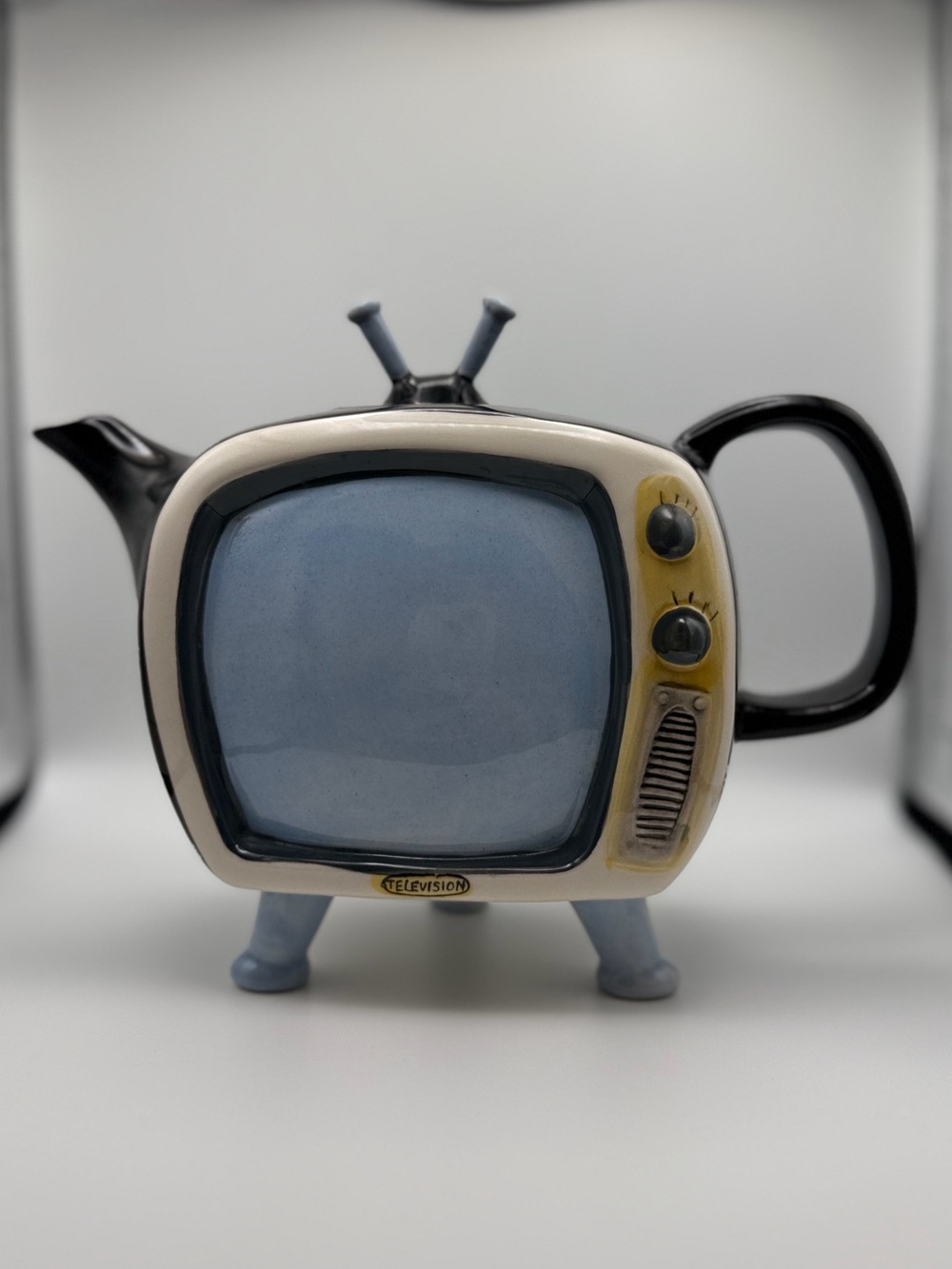 Blue Sky Ceramic Retro Television Teapot 2015 Black TV Novelty Collectible